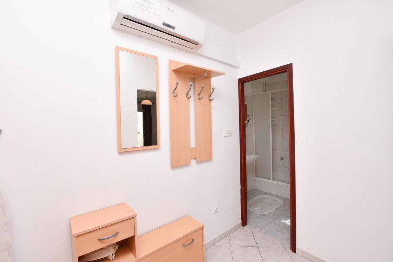 Apartments And Room Kiko Primosten Luaran gambar