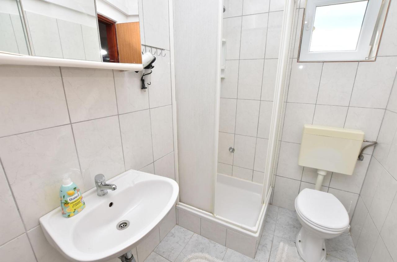 Apartments And Room Kiko Primosten Luaran gambar