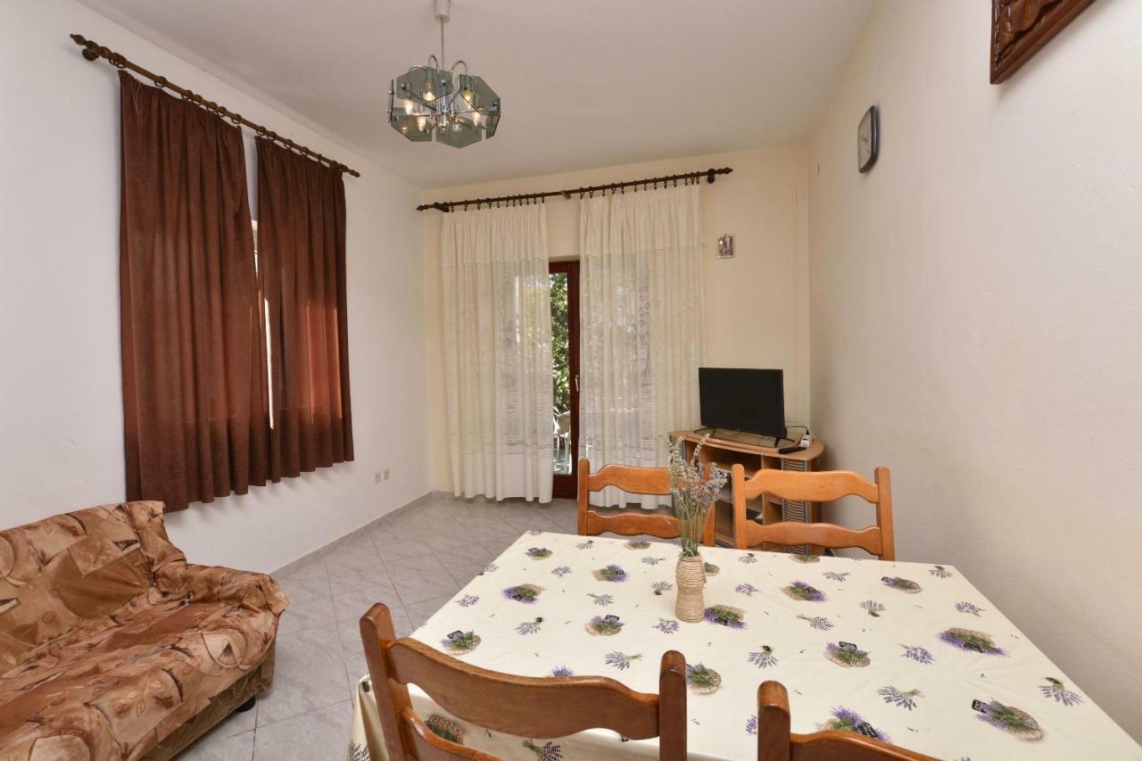Apartments And Room Kiko Primosten Luaran gambar