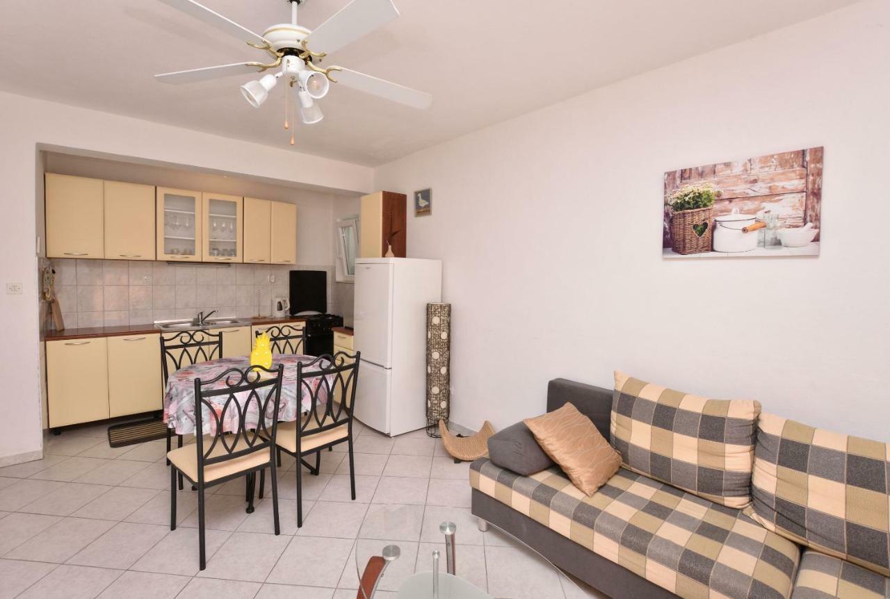 Apartments And Room Kiko Primosten Luaran gambar